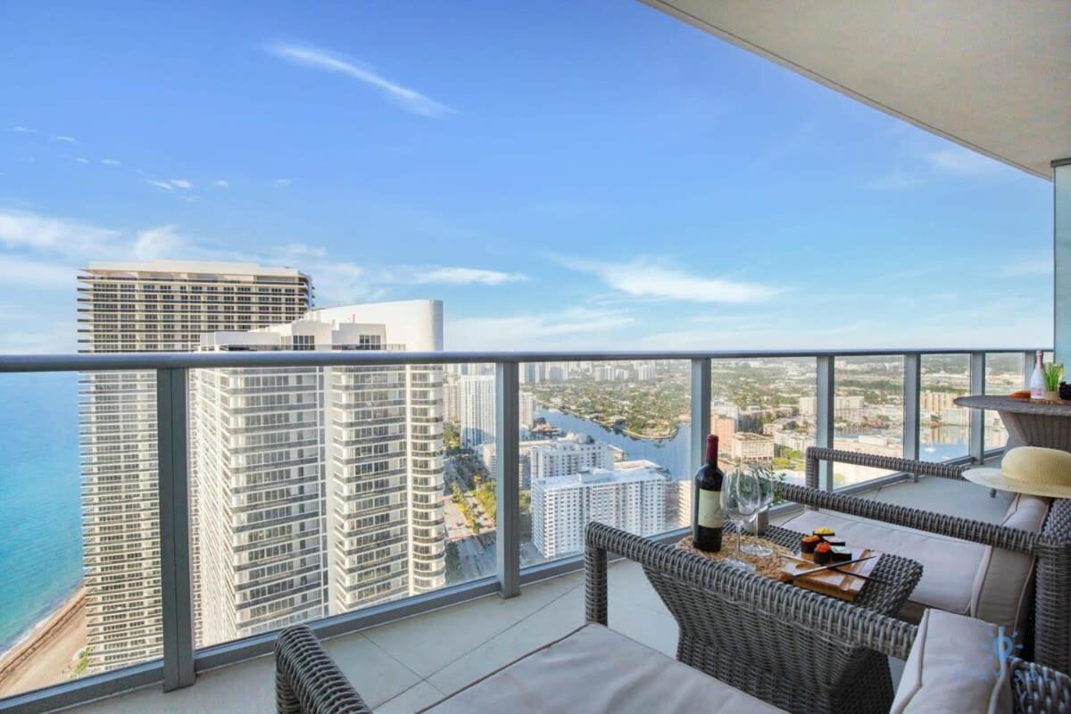 Upper Level Penthouse - Amazing Views Beach & Intracoastal Leilighet Hollywood Eksteriør bilde