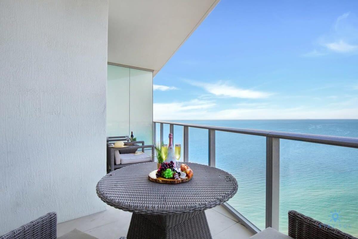 Upper Level Penthouse - Amazing Views Beach & Intracoastal Leilighet Hollywood Eksteriør bilde